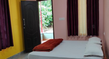 Lake View Homestay Room Type - Standard Room
