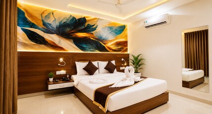 Daksh The Madhuvan Suites Dwarka Room Type - Deluxe Room
