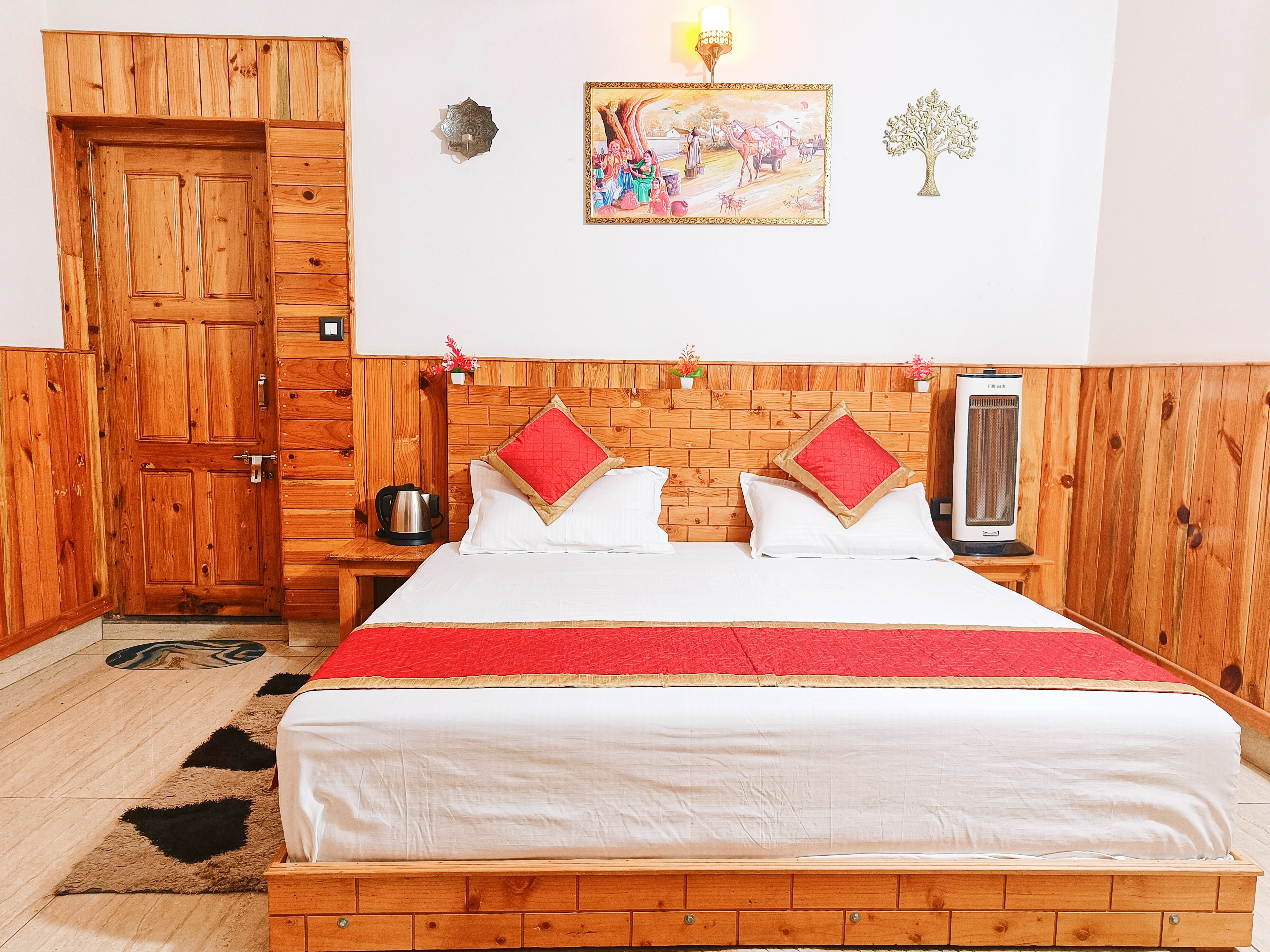 Anurag Hotel Chakrata - Tap to explore photos