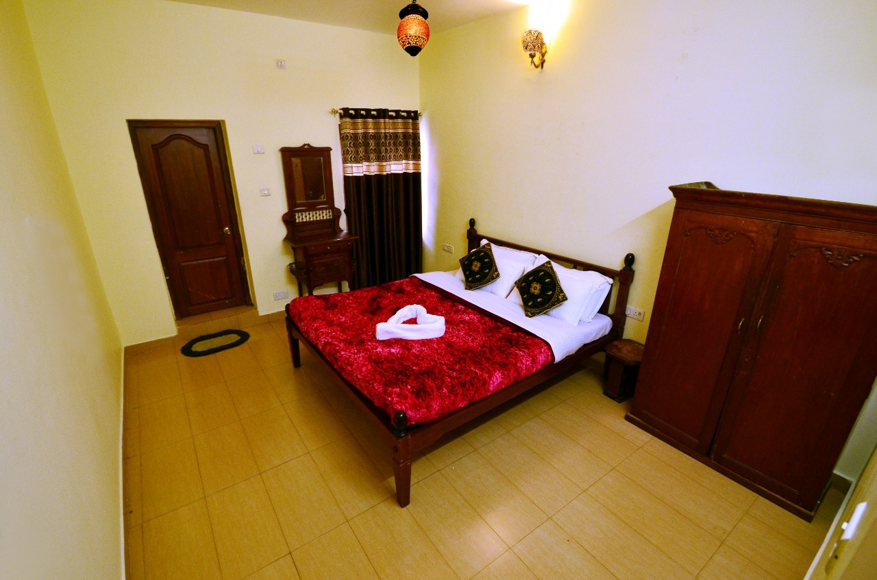 Sachin Stays 4BHK - Tap to explore photos