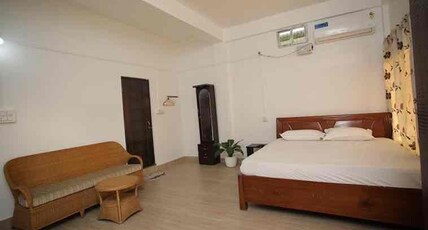 THE MEENKASHIS NEST  Room Type - Bedroom 1