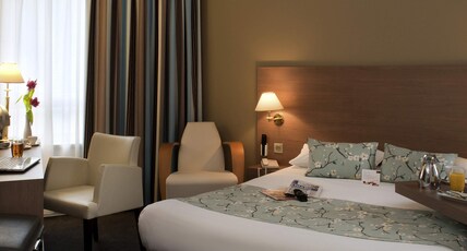 Mercure Forbach Room Type - Superior Room with 2 zip-beds and 1 single bed