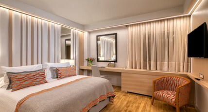 DIVANI CARAVEL Room Type - Essential Room