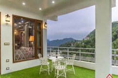 LOG HOUSE -Excellence- 2bhk Apt -By HomestayDaddy