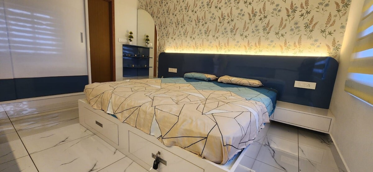 1BHK Serviced Apartment Palayam - Tap to explore photos
