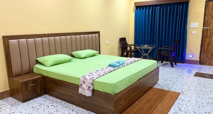 The Daffodils Resorts Room Type - DELUXE DOUBLE BEDROOM AC