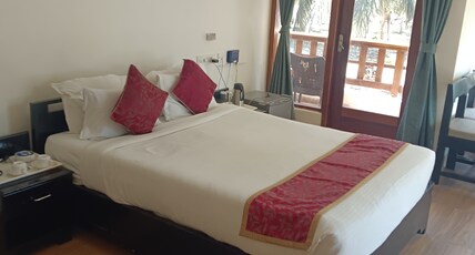 HOTEL HARI INTERNATIONAL Room Type - A/C STANDARD DOUBLE