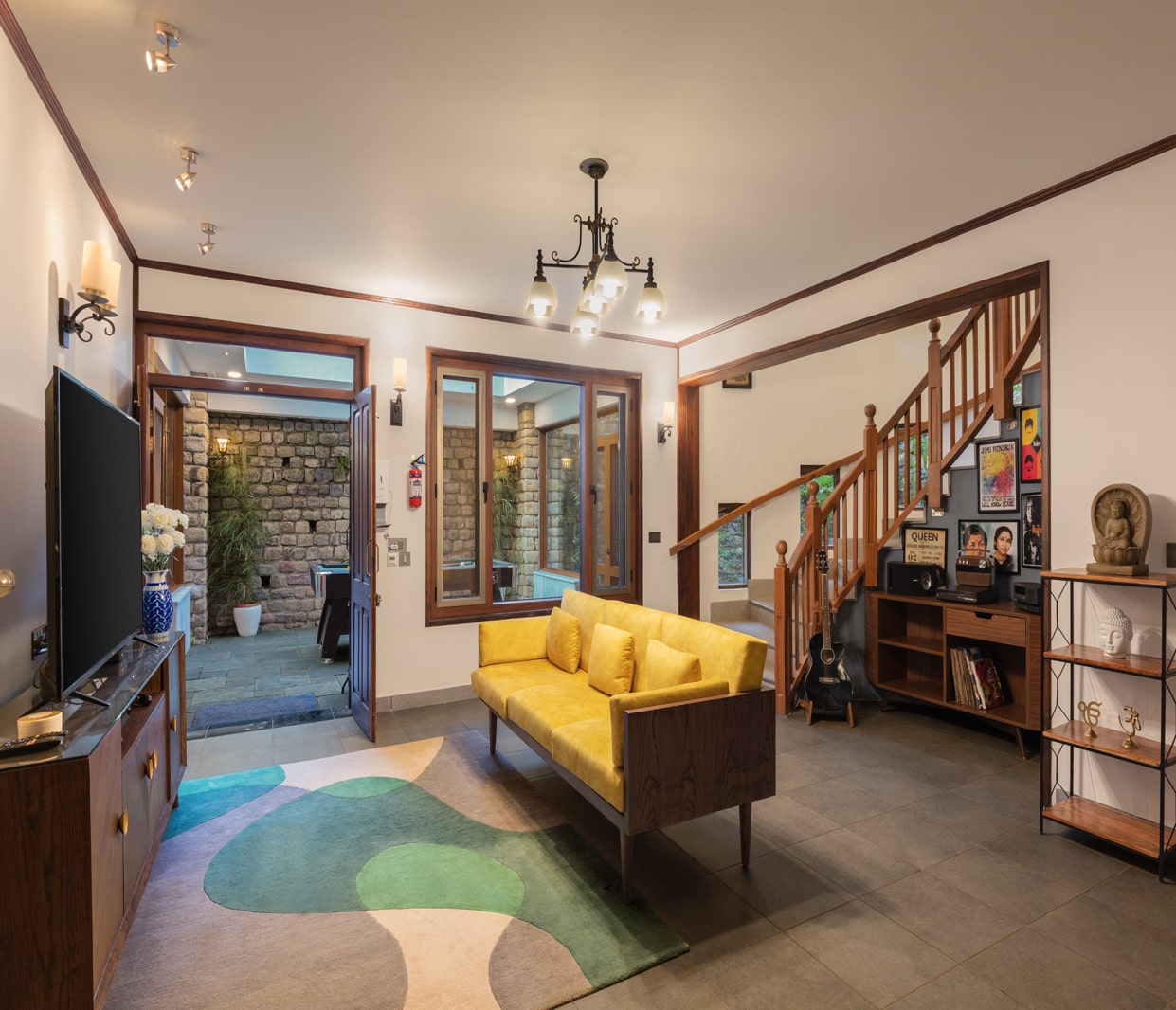 Do not book - Tap to explore photos