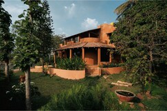 Claystone Casa By EWA