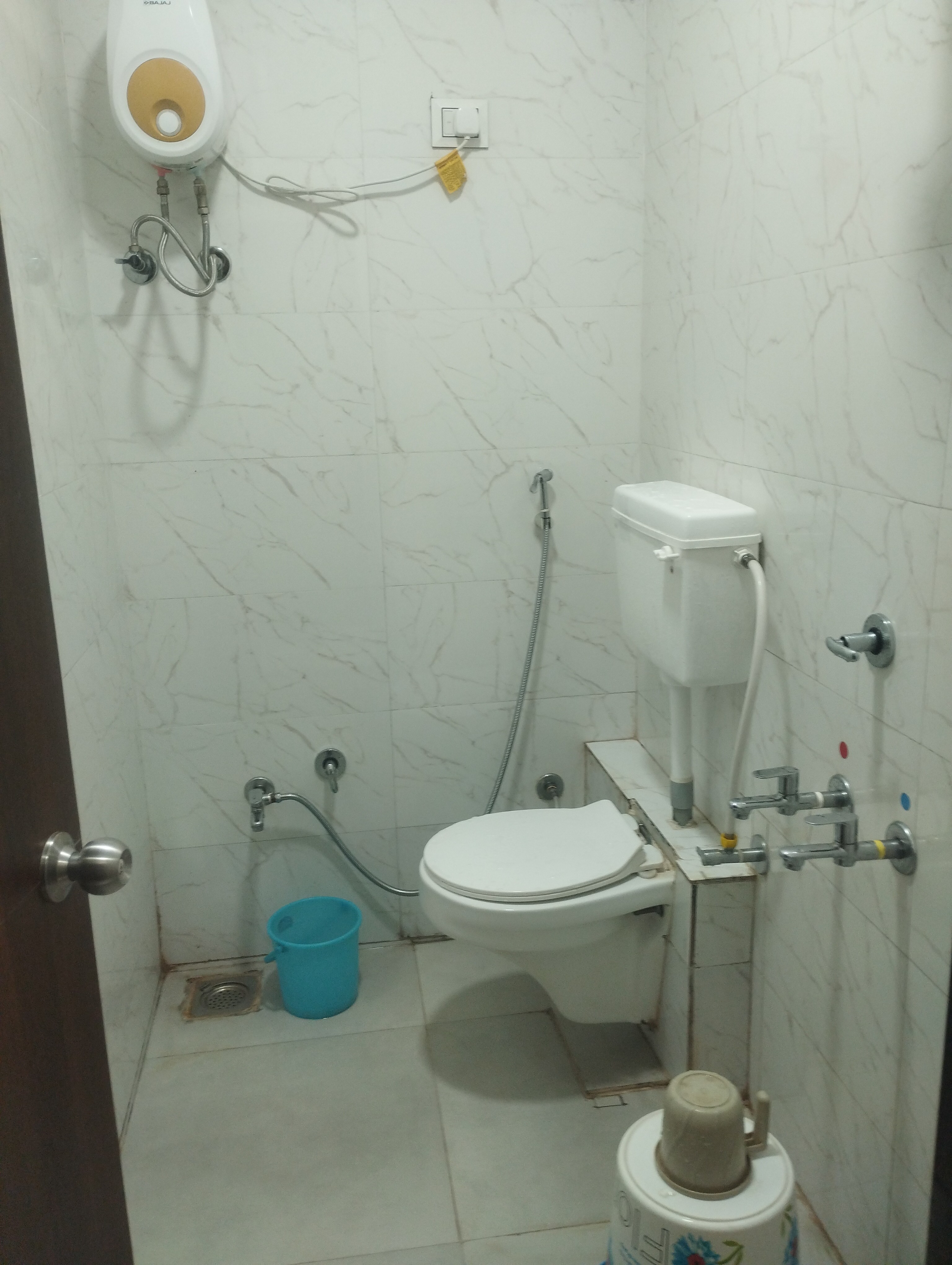 Hotel somnath - Tap to explore photos