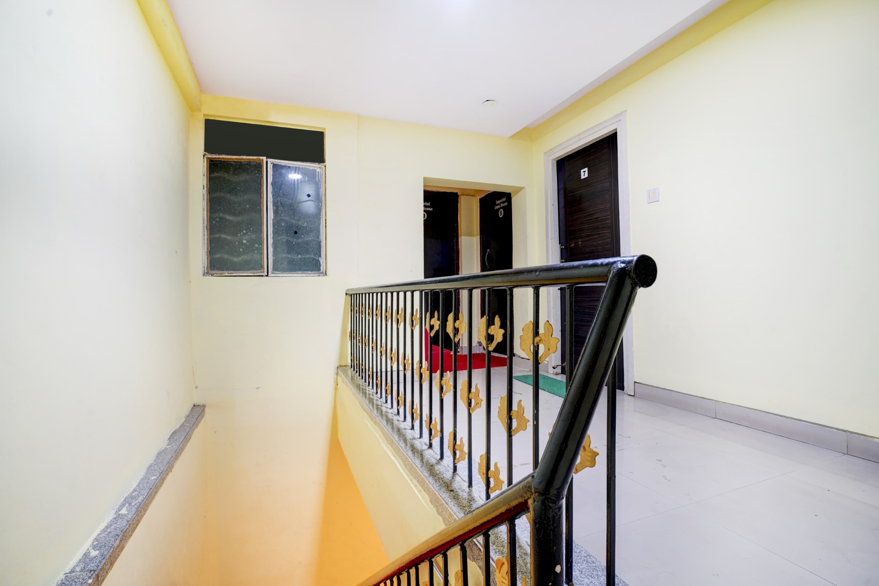 Hotel O Imperial Guest House - Tap to explore photos