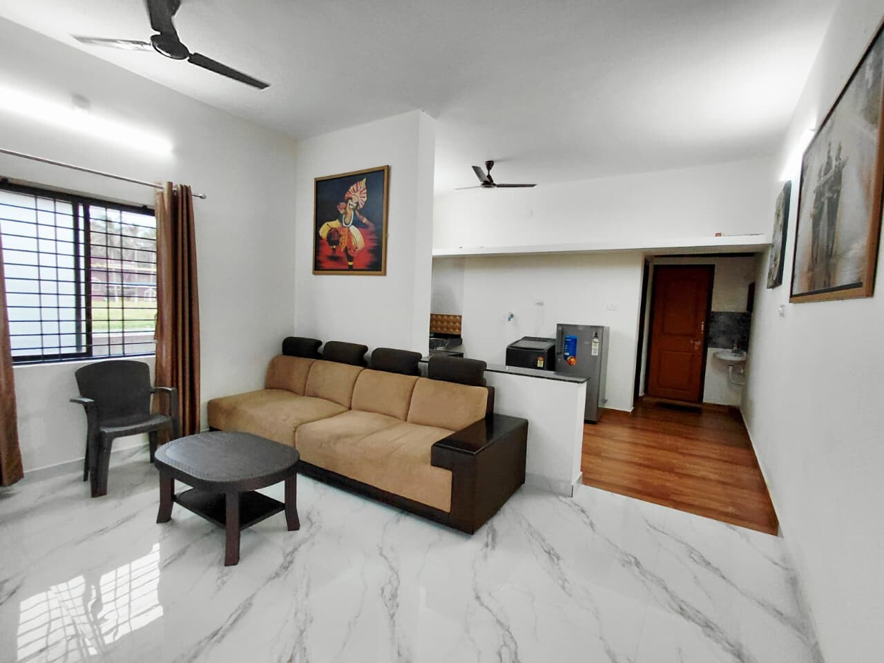 AGM Spacious AC 1BHK with Hall, Kitchen and Bath - Tap to explore photos