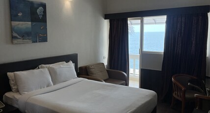 Mascot Beach Resort Room Type - Superior Sea View Room
