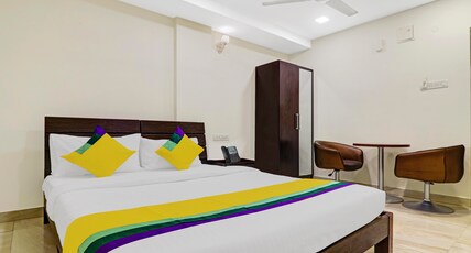 Itsy Hotels Aura Stays Room Type - Standard Room