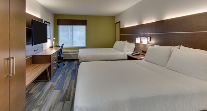 Holiday Inn Express Fishkill Room Type - 2 Queen Standard