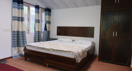 The Silver Oak Homestay | Rooms | WiFi | Parking Room Type - Hill-view Standard Room The Silver Oak Homestay | Rooms | WiFi | Parking Room Type - Hill-view Standard Room
