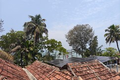 Budget AC Room Near Cherai Beach