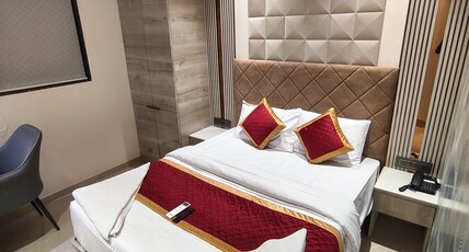 Hotel Darshan Palace Room Type - Deluxe AC Room