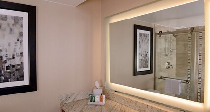 Hilton Denver Inverness Room Type - 2 QUEEN EXECUTIVE