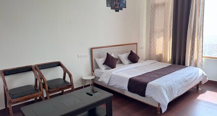 Salig Hotel Room Type - Deluxe Room