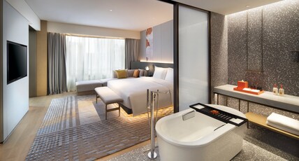 Crowne Plaza BEIJING BADALING Room Type - 1 King Bed Living area Club Suite