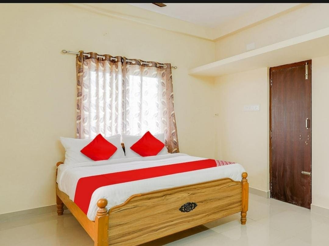 Srinivasa Serviced Apartment Keelkattalai - Tap to explore photos