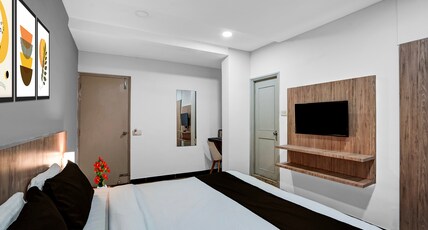 Super Townhouse Richmond MG Road Metro Formerly Richmond Residency Room Type - Classic Super Townhouse Richmond MG Road Metro Formerly Richmond Residency Room Type - Classic