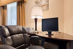 Best Western Plaza Hotel Saugatuck