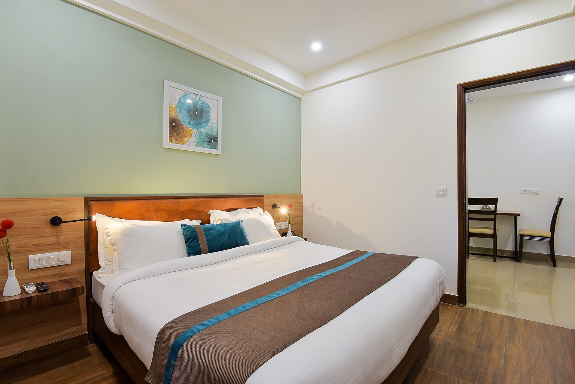 Park Serviced Apartments Near Millenium City Center - Tap to explore photos