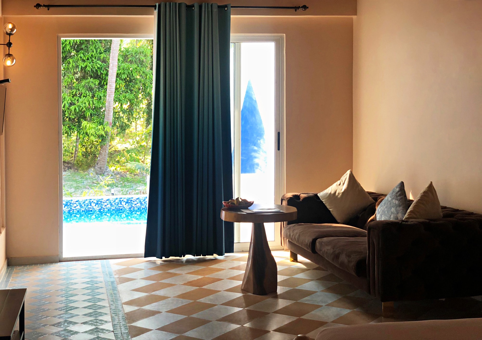 Munjoh Ocean Resort - Tap to explore photos