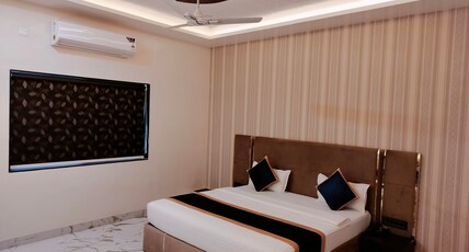 HOTEL OM Room Type - Executive suite