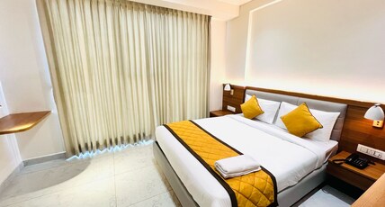 Sterling Wood Hotel Room Type - Deluxe Room