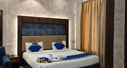 Hotel Golden Fortune Room Type - Deluxe Room