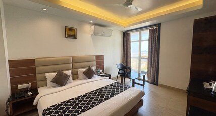 Hotel Rivera (Beach Facing) Room Type - Deluxe Front Sea Facing