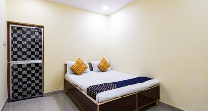 GAURAV GUEST HOUSE Room Type - Standard Room
