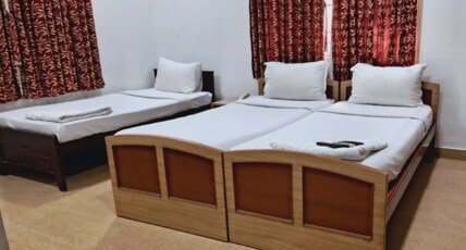 Swarna Sudarshan Serviced Apartment @ Adyar - Unit of Prohotel Room Type - Triple Room