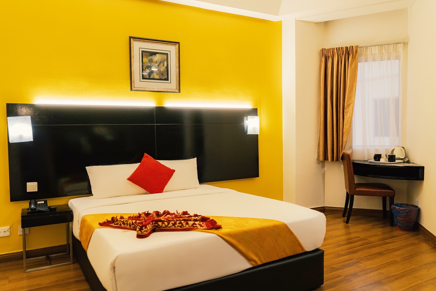 Hotel Sentral Riverview Melaka - Tap to explore photos