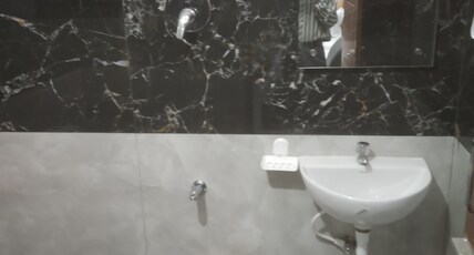 RMV INN Room Type - Quadruple room