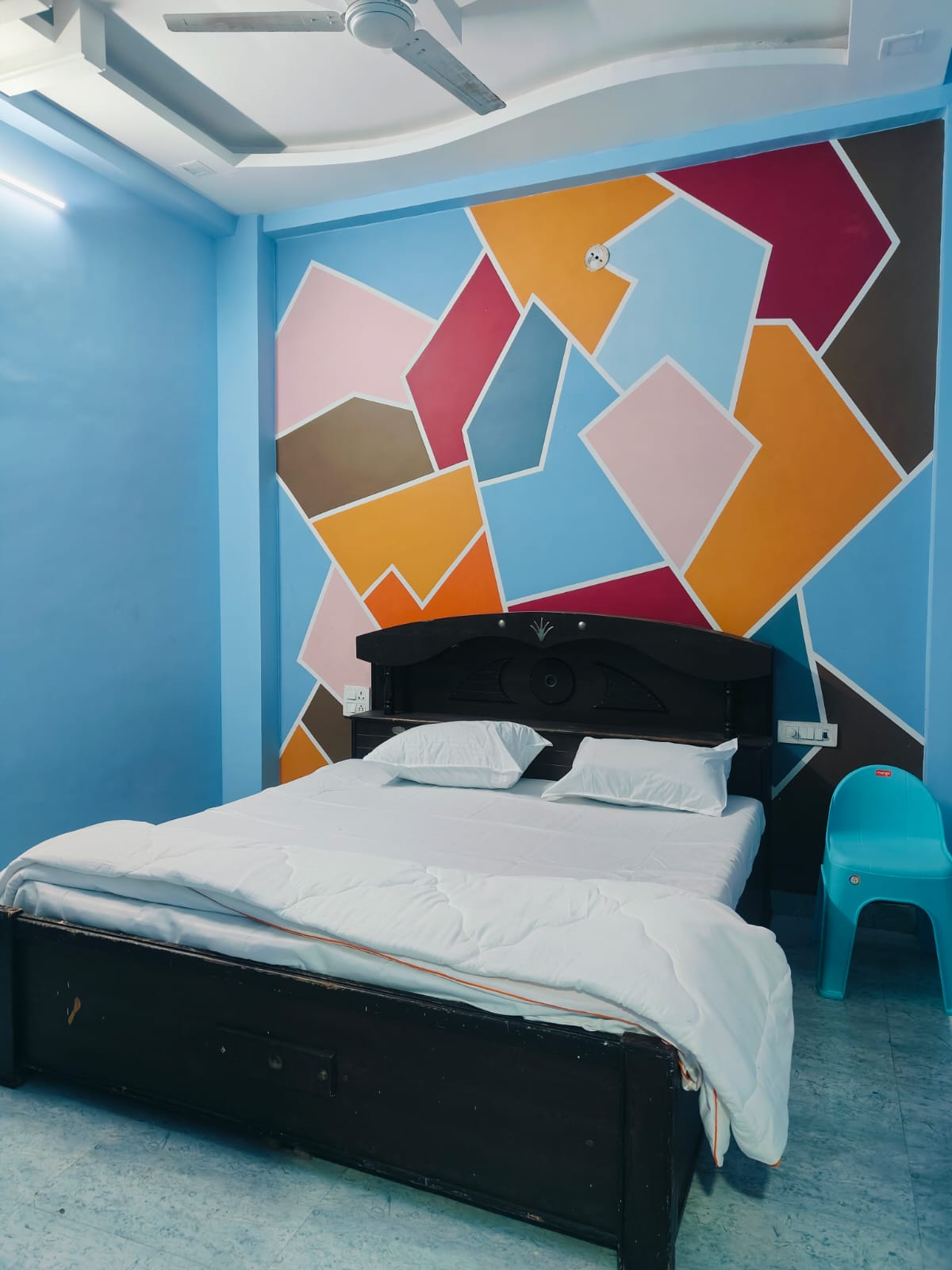 Hotel shree Uttaramukhi - Tap to explore photos