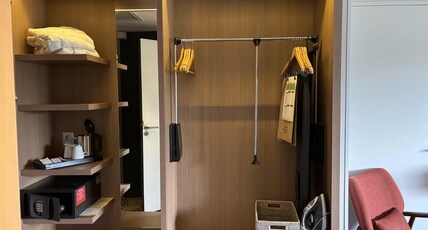 DoubleTree by Hilton Lyon Eurexpo Room Type - KING ACCESSIBLE ROOM
