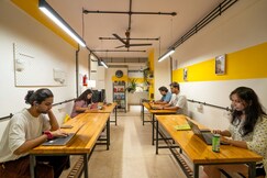 Locomo Hostel  Express - Stay Work Eat