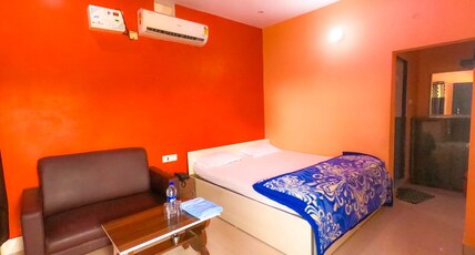 Village Palm Resort & Restaurant Room Type - Deluxe Room