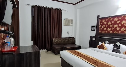 Hotel AP BROADWAY BY GEETANJALI GROUP OF HOTELS Room Type - Double Deluxe Room Hotel AP BROADWAY BY GEETANJALI GROUP OF HOTELS Room Type - Double Deluxe Room