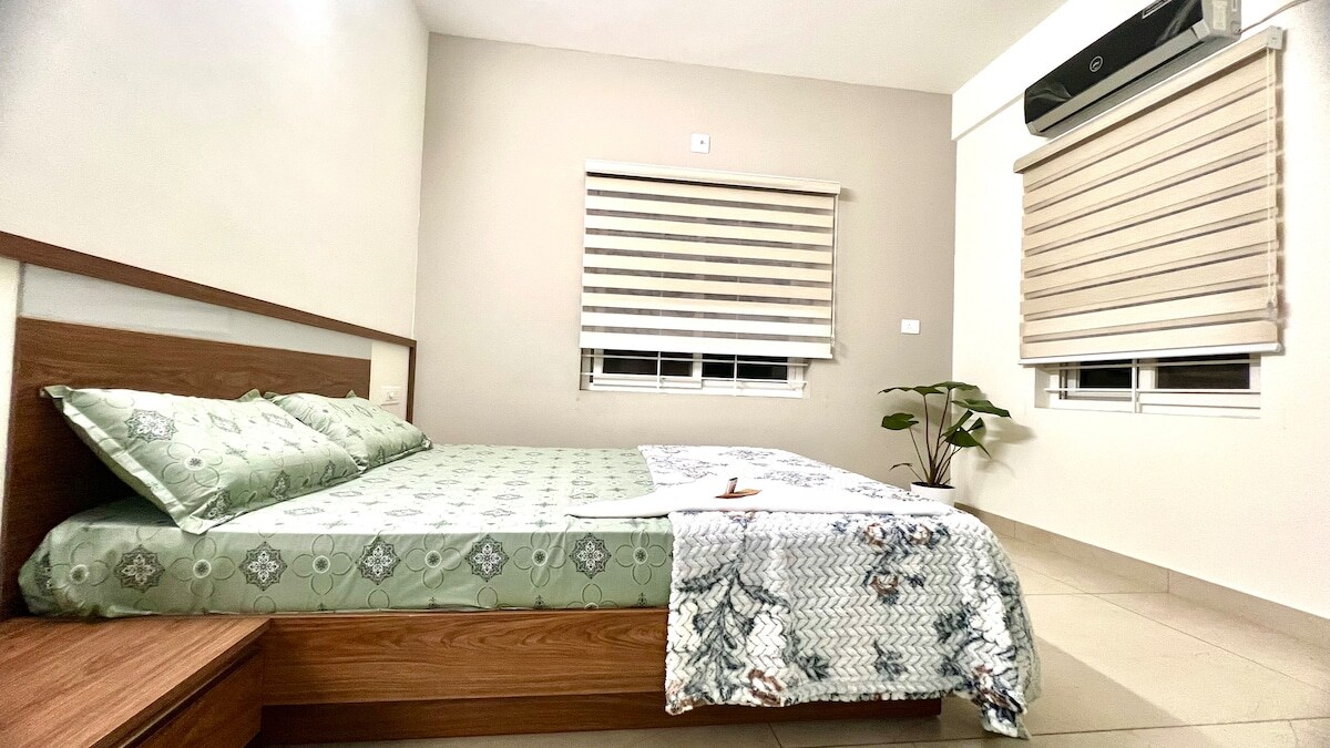 Executive 1 BHK Kakkanad Infopark - Tap to explore photos