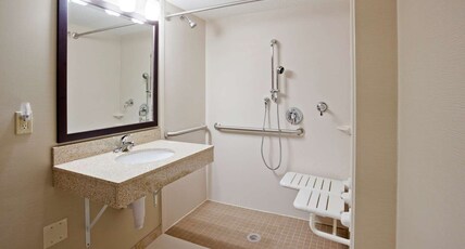 Best Western Plus St. Paul North/Shoreview Room Type - Accessible - 2 Queen, Mobility Accessible, Communication Assistance, Roll In Shower, Non-Smoking, Fu Best Western Plus St. Paul North/Shoreview Room Type - Accessible - 2 Queen, Mobility Accessible, Communication Assistance, Roll In Shower, Non-Smoking, Fu