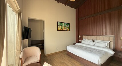Country Inn Mukteshwar Room Type - Premium Family Cottage Country Inn Mukteshwar Room Type - Premium Family Cottage