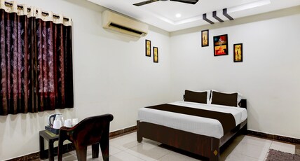 Super OYO Hotel O Benz Circle Vijayawada Room Type - Suite