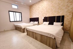 Hotel Omkar Madhuram