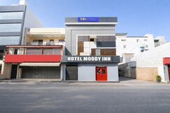 FabHotel Moody Inn Nawada