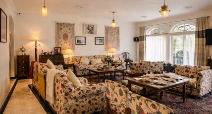 Heritage Rose Inn Room Type - Bonfire Bliss Room